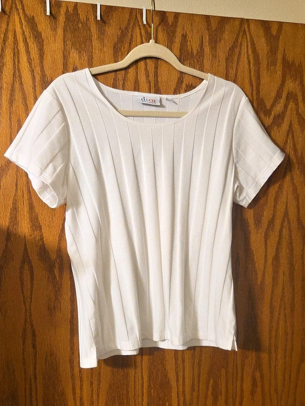 d&co. Striped Short Sleeve Tee in White Size Medium
